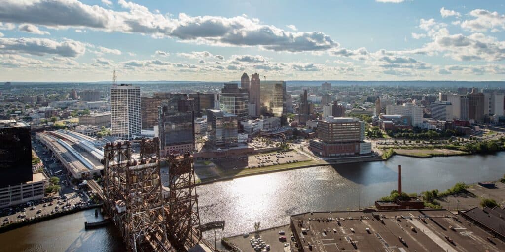 Newark 675791773