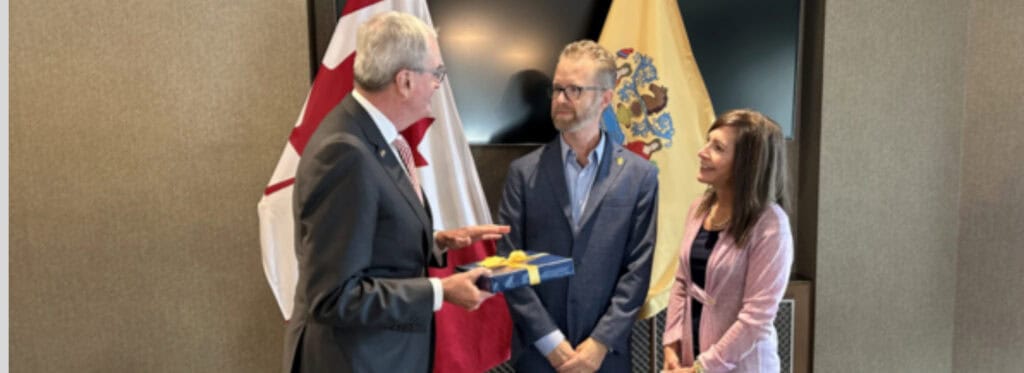 Canada Gov Office crop